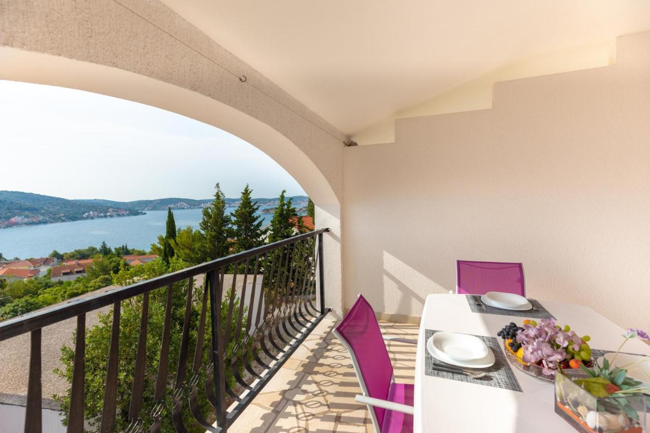 Apartments Villa Maja Rogoznica  Dış mekan fotoğraf