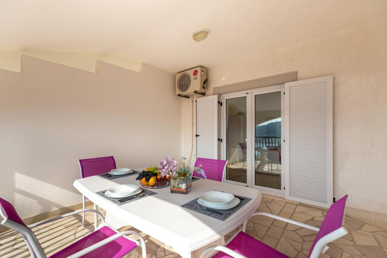 Apartments Villa Maja Rogoznica  Dış mekan fotoğraf