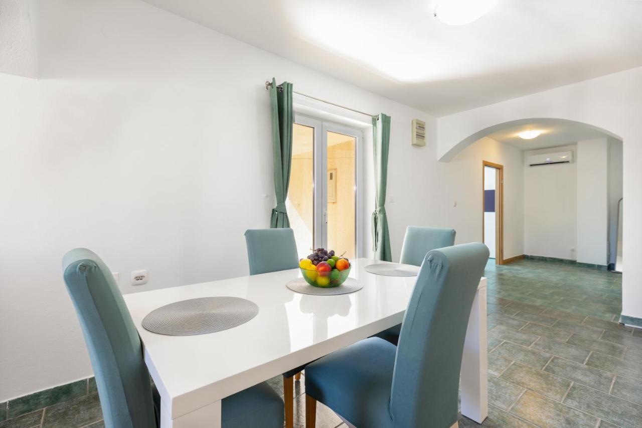 Apartments Villa Maja Rogoznica  Dış mekan fotoğraf