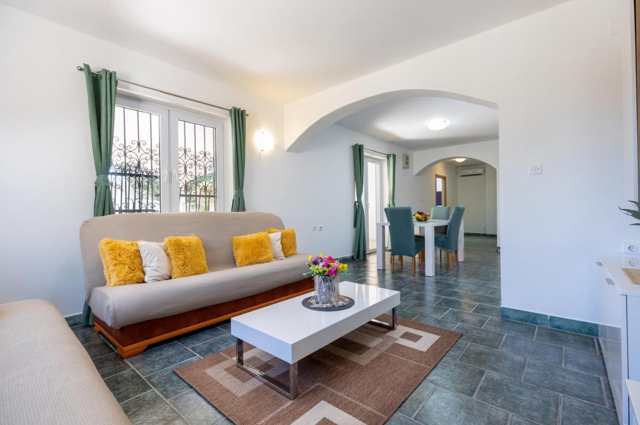 Apartments Villa Maja Rogoznica  Dış mekan fotoğraf